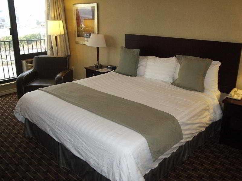 Park Inn & Suites By Radisson Vancouver Zewnętrze zdjęcie