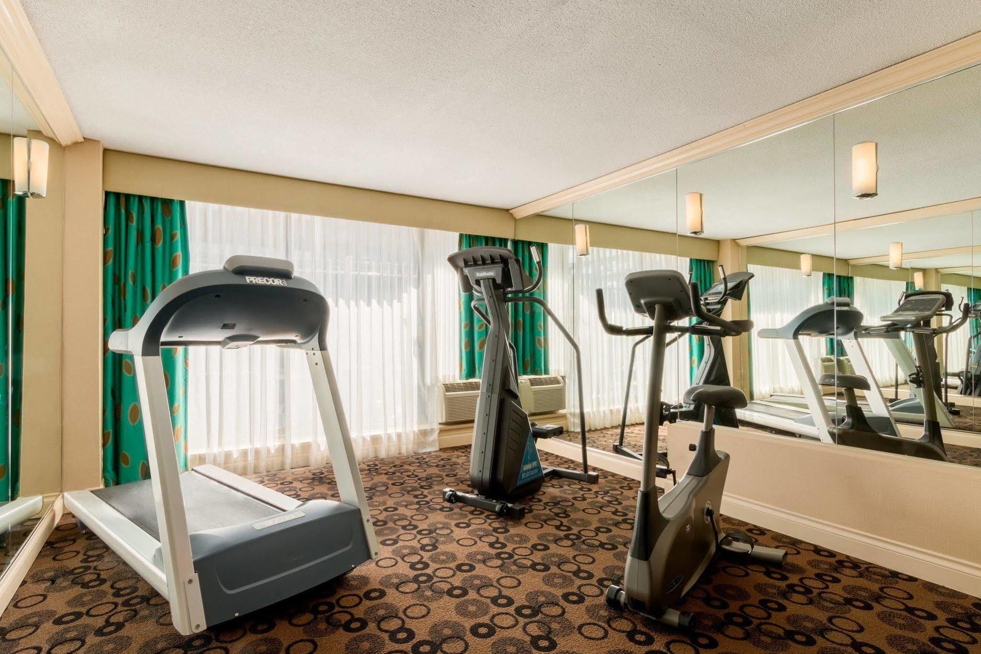 Park Inn & Suites By Radisson Vancouver Zewnętrze zdjęcie