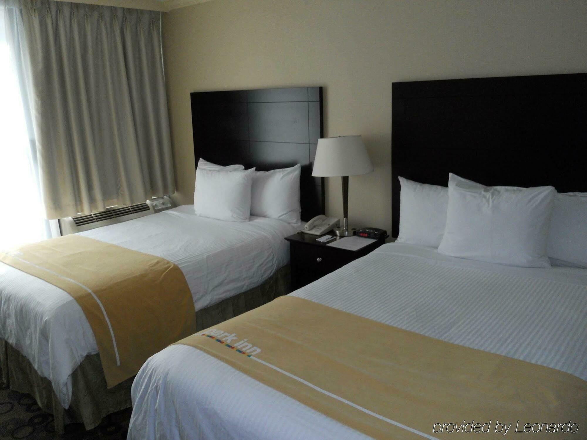 Park Inn & Suites By Radisson Vancouver Zewnętrze zdjęcie