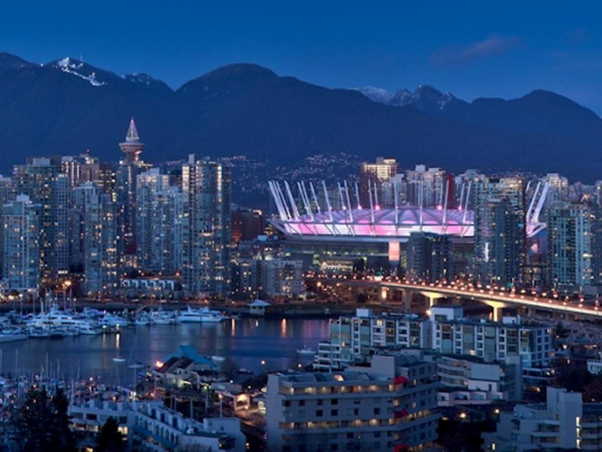Park Inn & Suites By Radisson Vancouver Zewnętrze zdjęcie